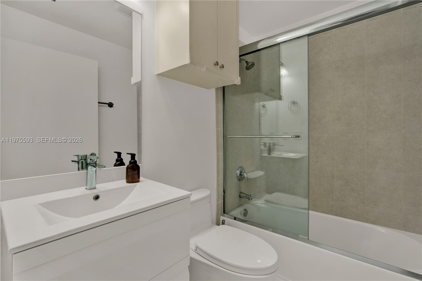 3340 NE 190th St 1108 photo 17