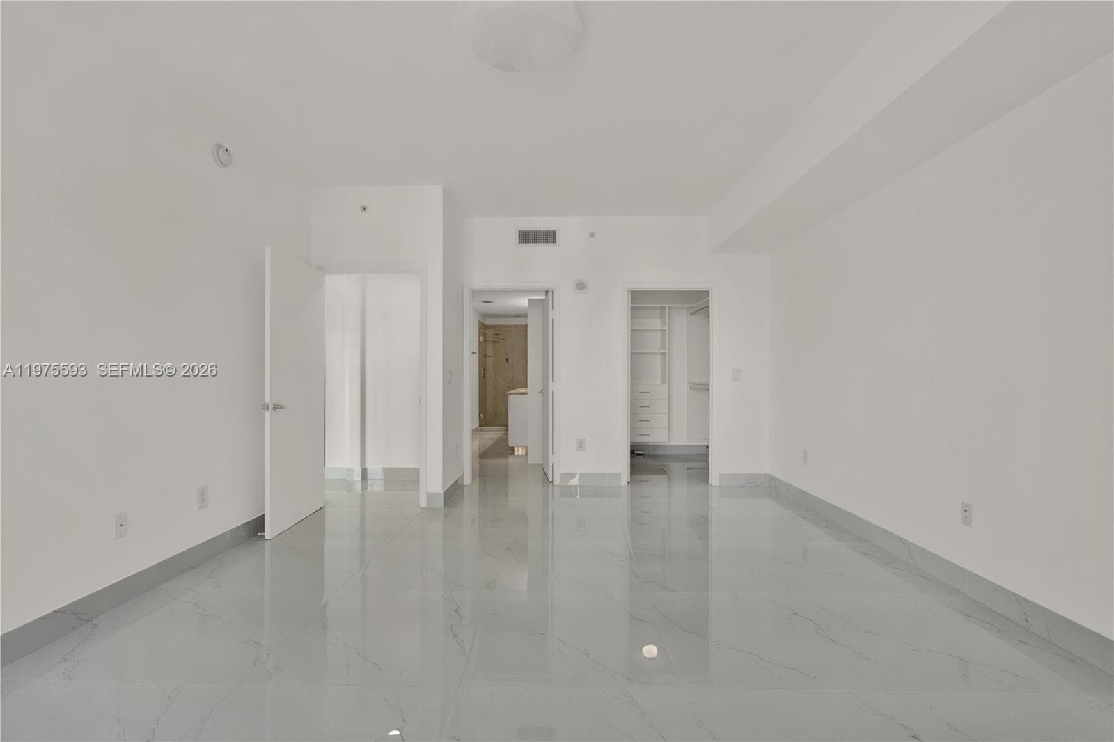 3340 NE 190th St 1108 photo 14