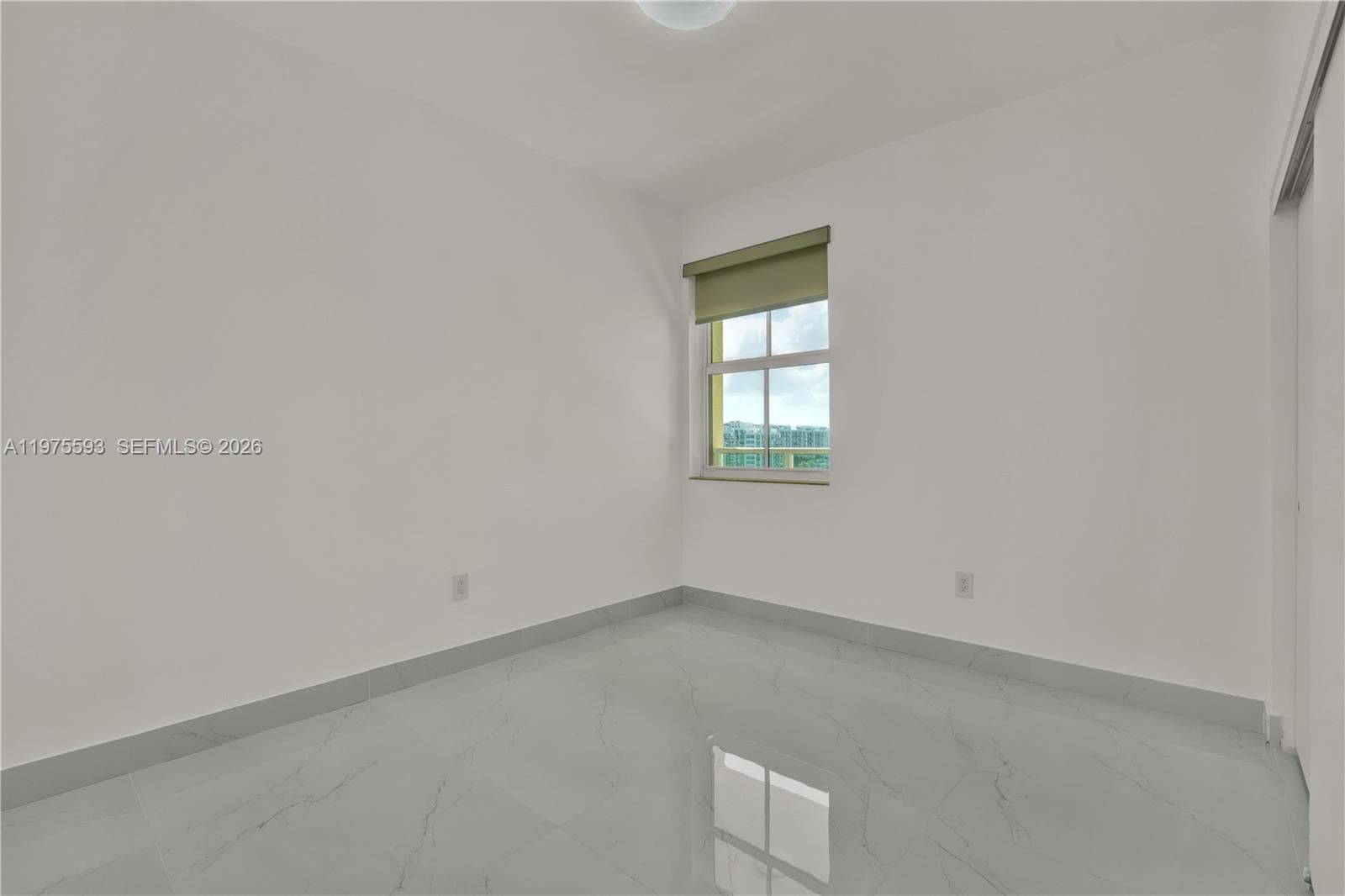 3340 NE 190th St 1108 photo 19