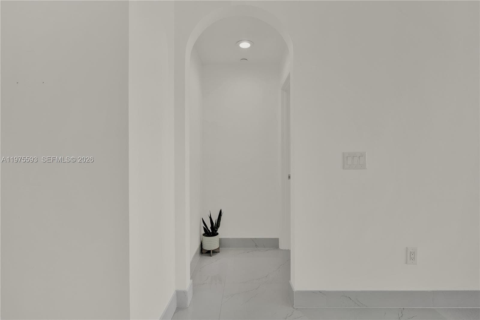 3340 NE 190th St 1108 photo 8
