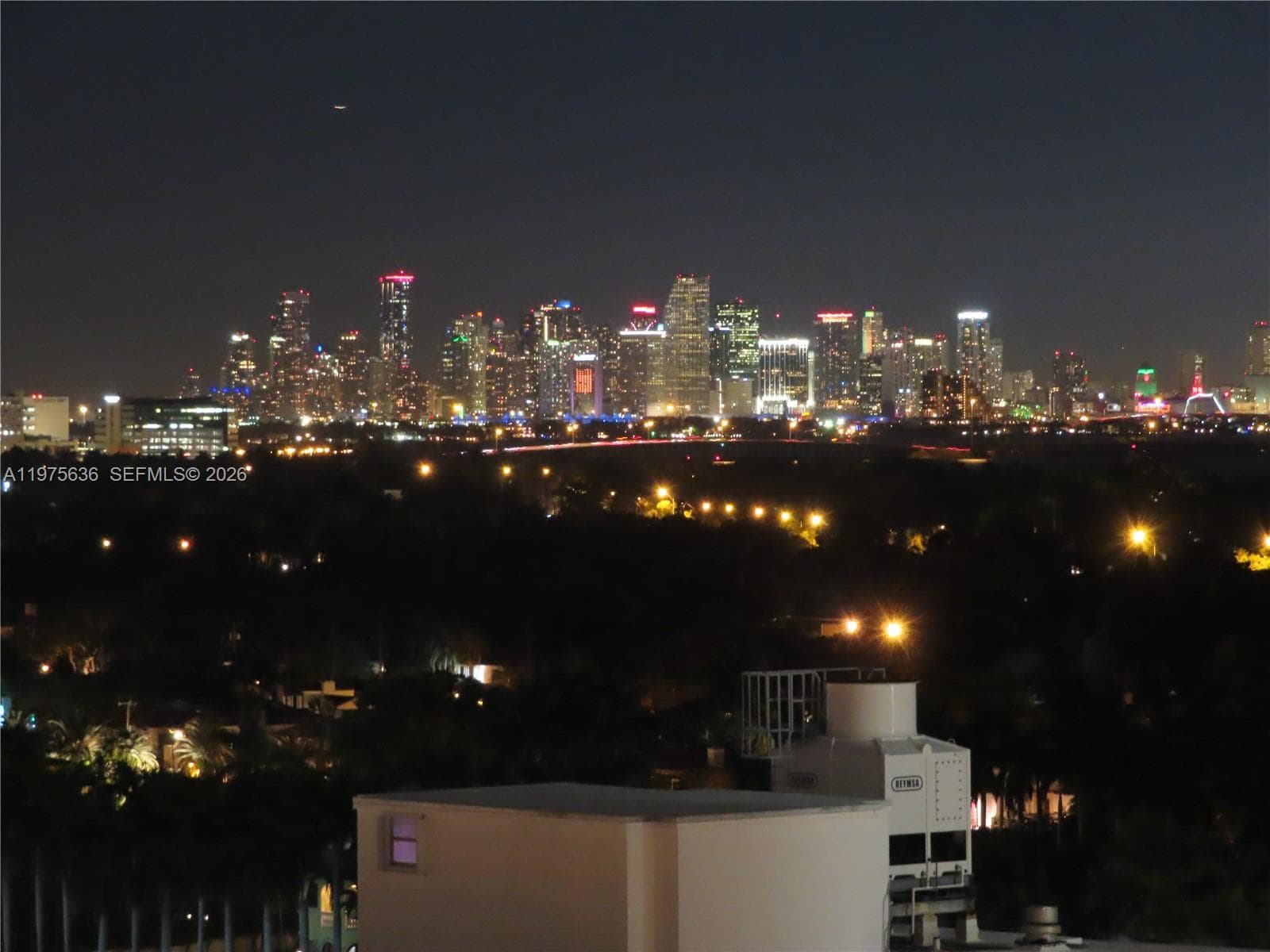 5701 Collins Ave 803 photo 23