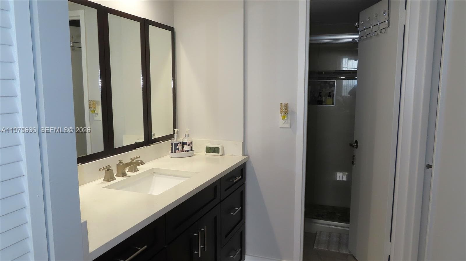 5701 Collins Ave 803 photo 16