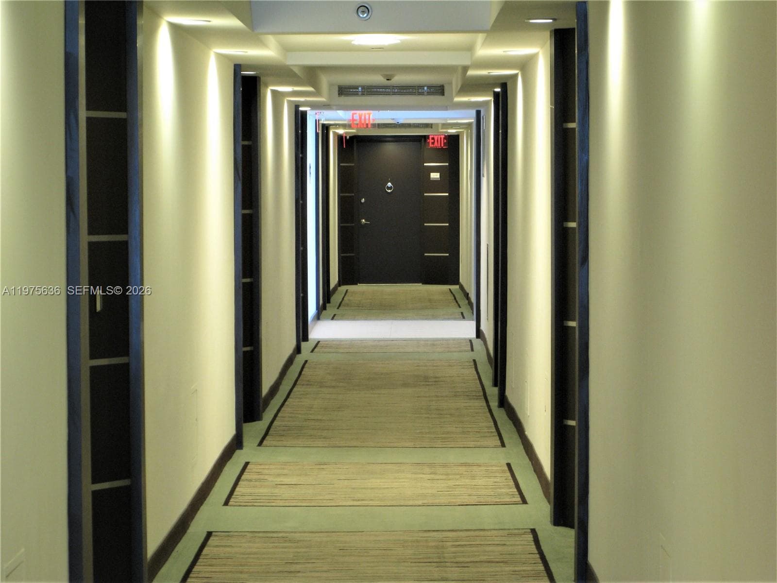 5701 Collins Ave 803 photo 4