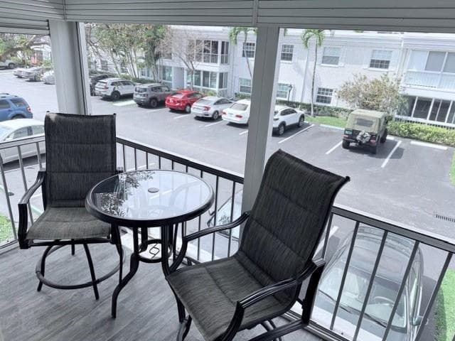 6405 Bay Club Drive 4 photo 11