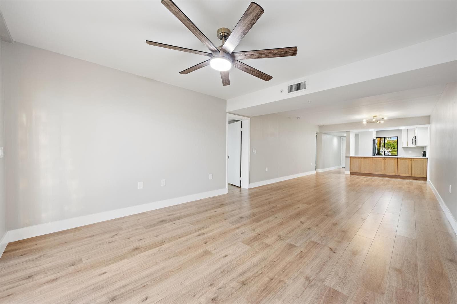 1601 Marina Isle Way 106 photo 12