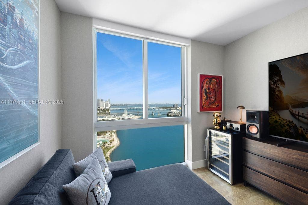 335 S Biscayne Blvd 3012 photo 22