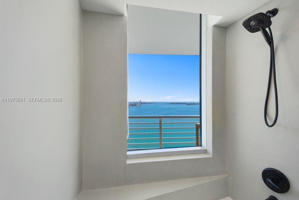 335 S Biscayne Blvd 3012 photo 20