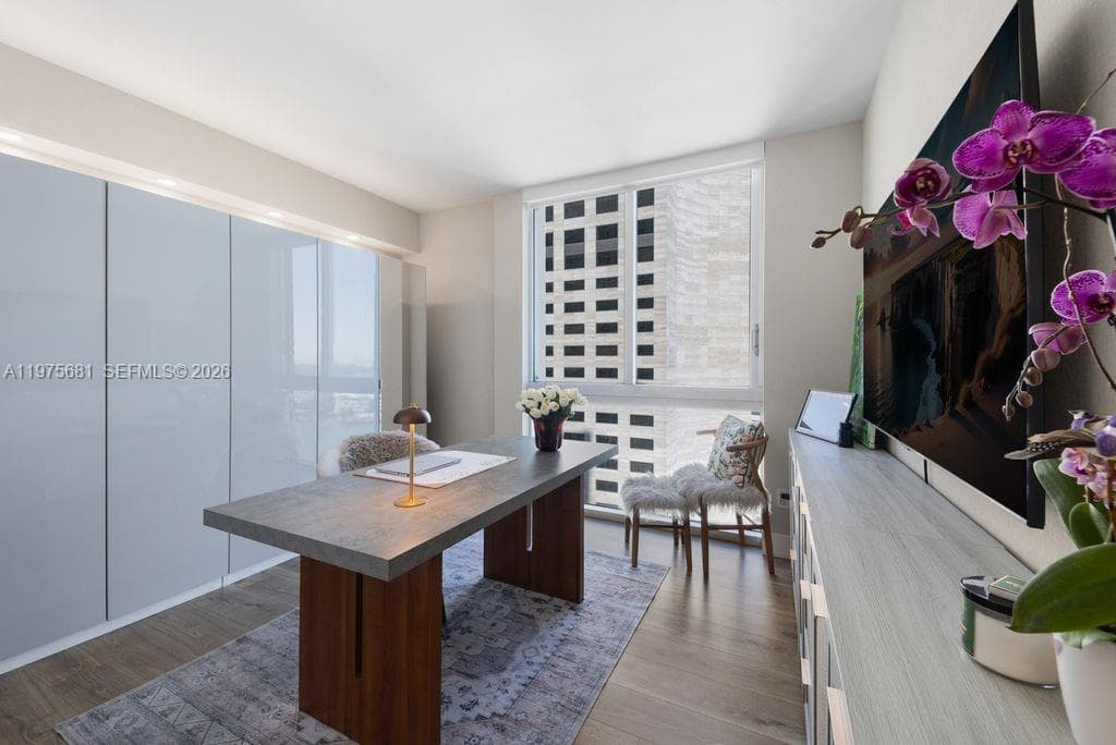 335 S Biscayne Blvd 3012 photo 25