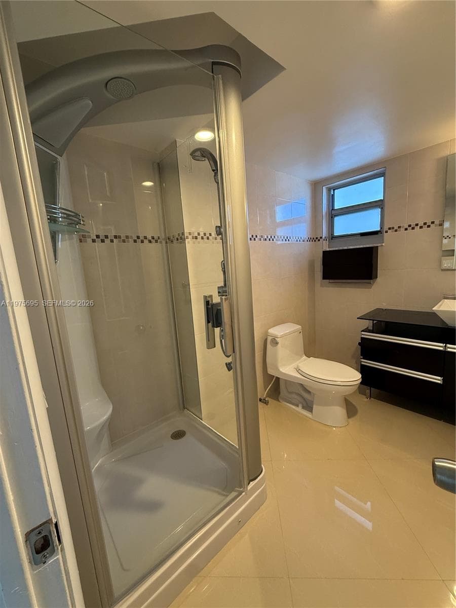 2101 Ocean Dr 1201 photo 13