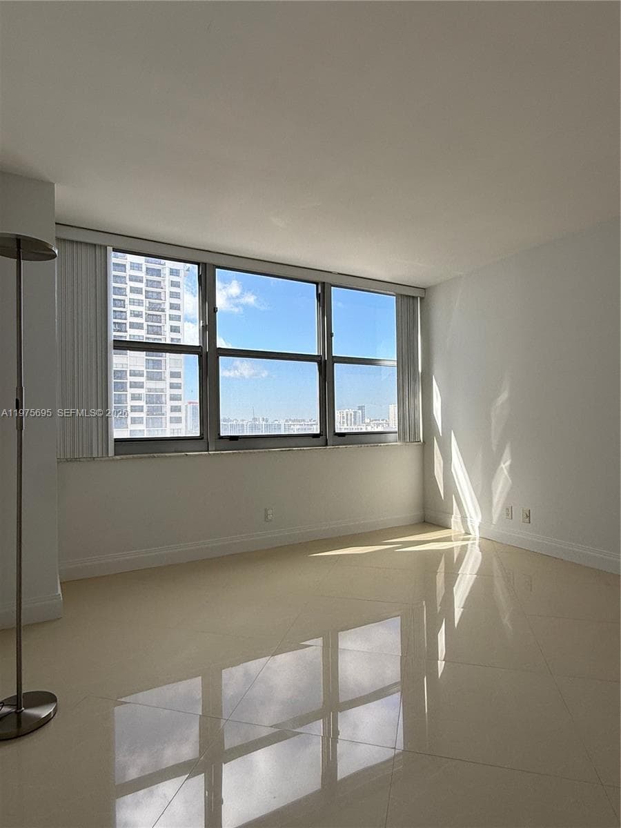 2101 Ocean Dr 1201 photo 12