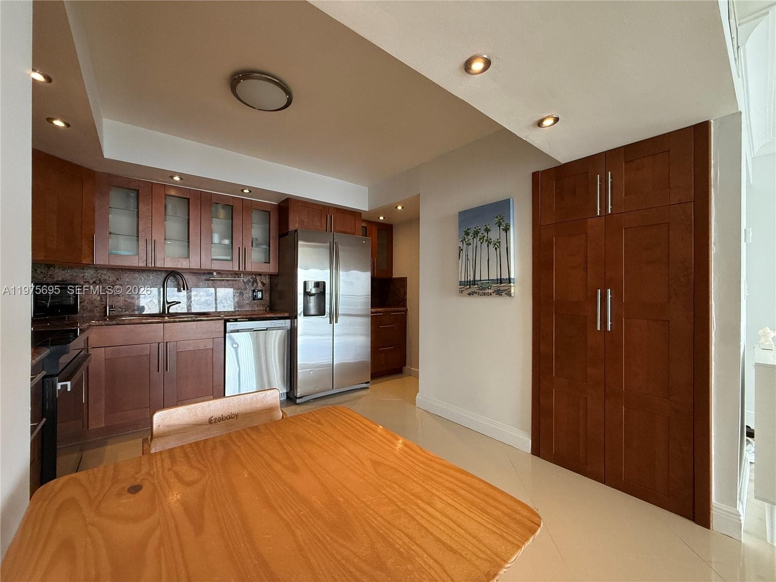 2101 Ocean Dr 1201 photo 3