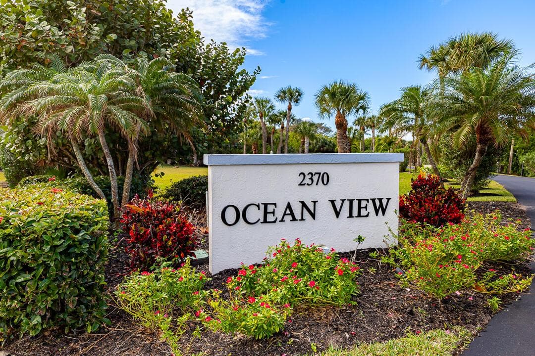 2370 NE Ocean Boulevard C206 photo 2