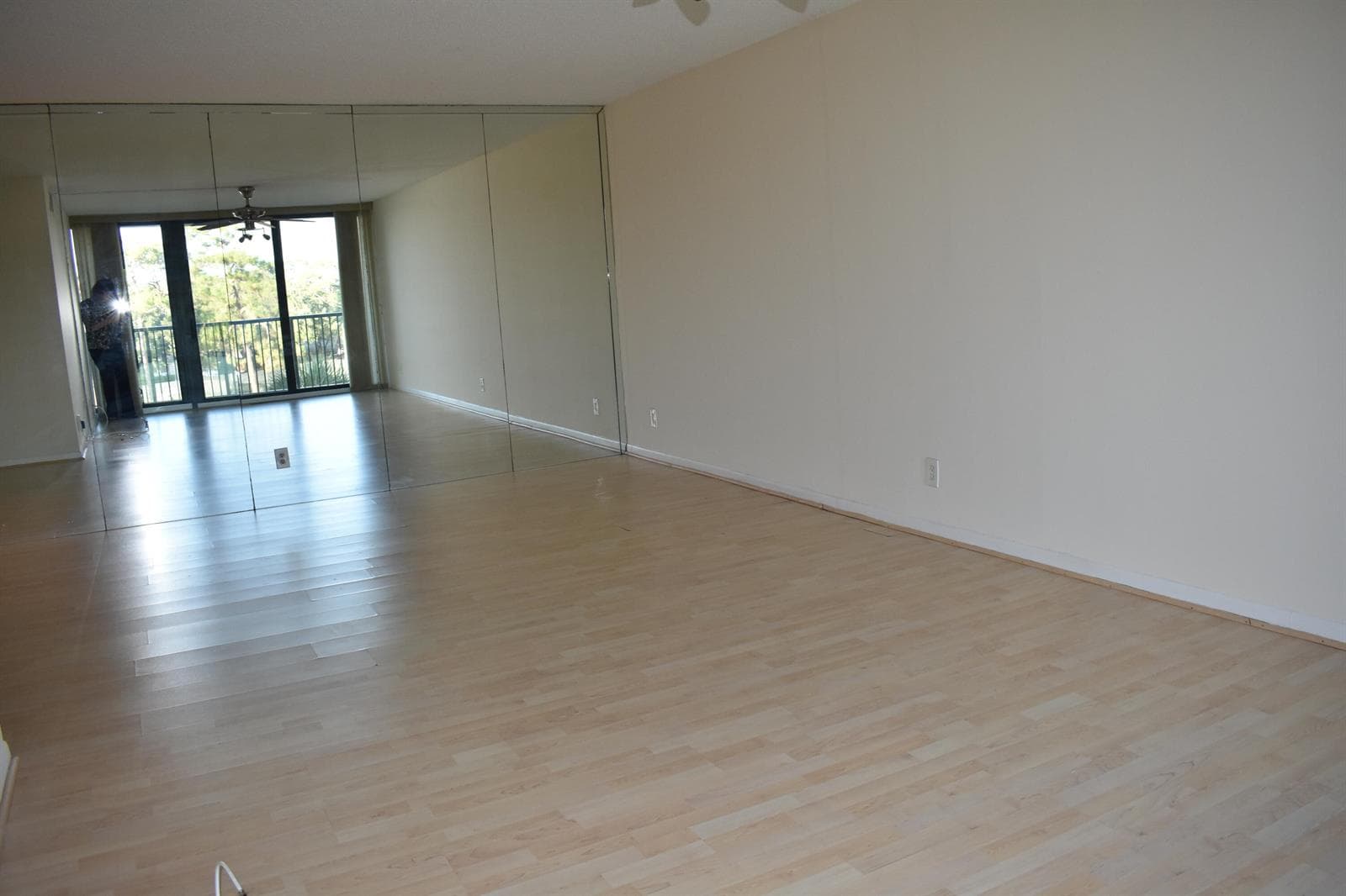 1350 River Reach Drive 401 photo 7