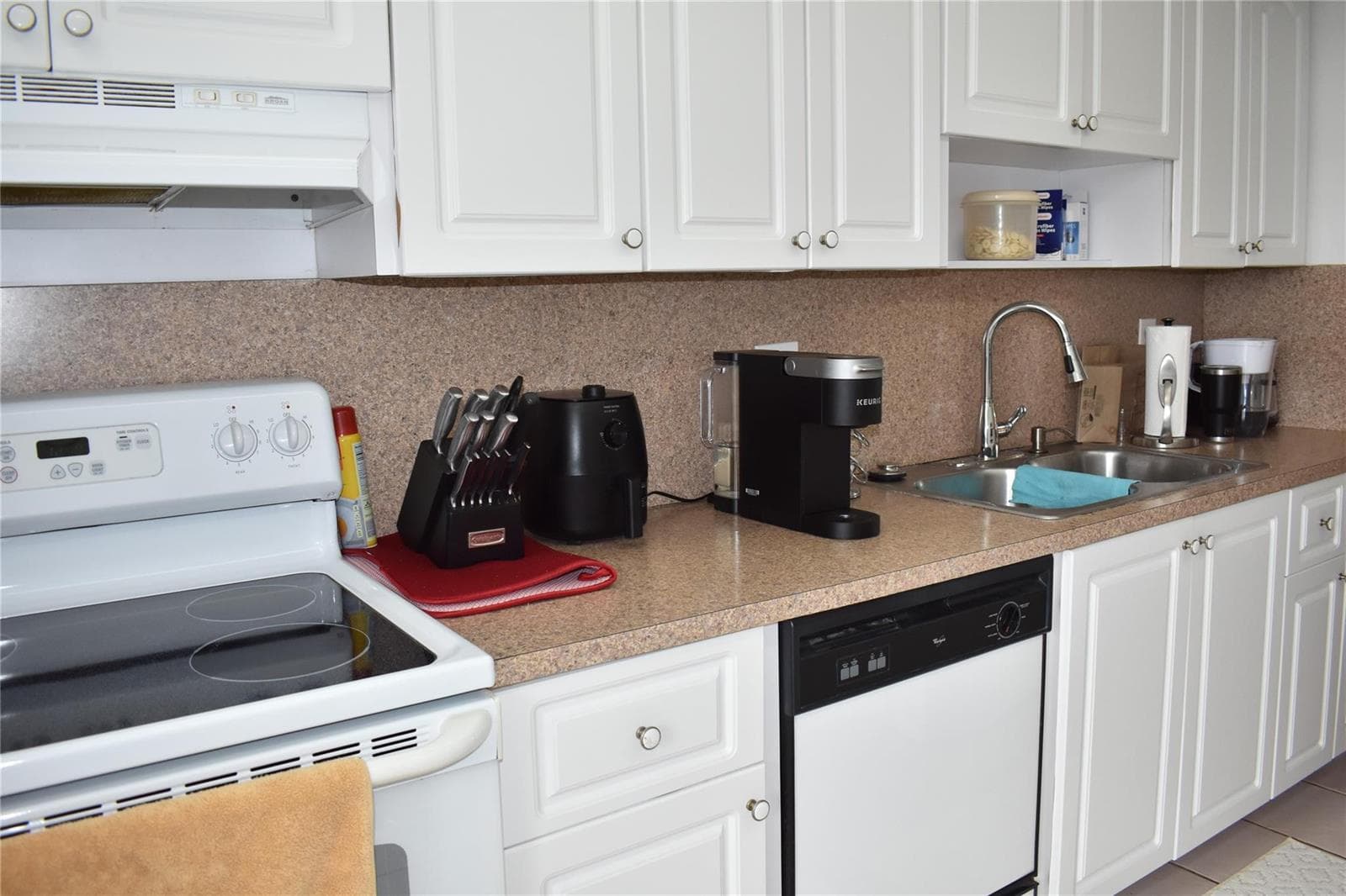1350 River Reach Drive 401 photo 11