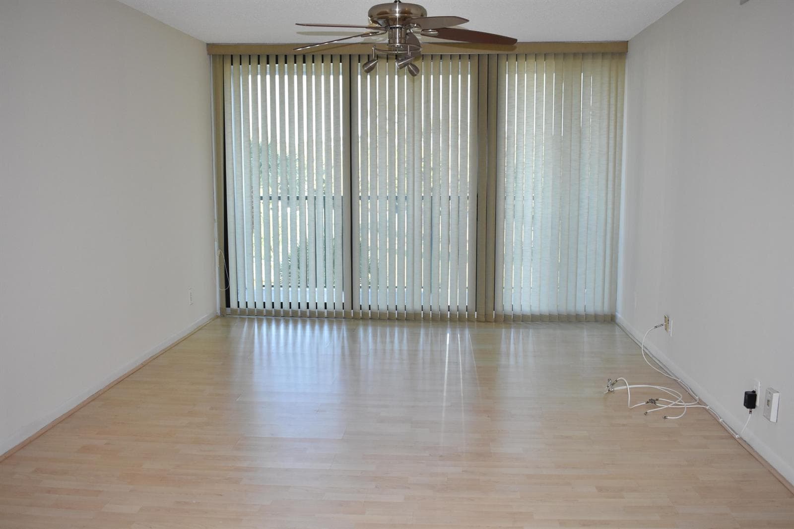 1350 River Reach Drive 401 photo 4