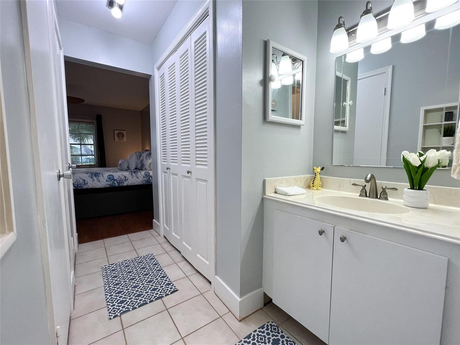 6239 Bay Club Drive 1 photo 16