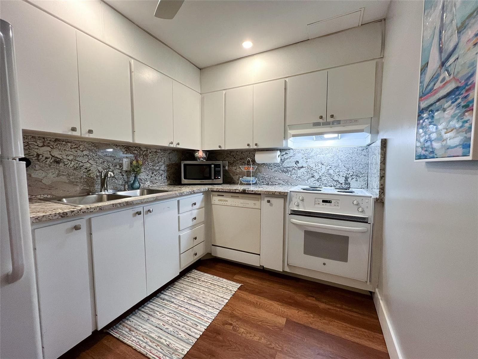 6239 Bay Club Drive 1 photo 4