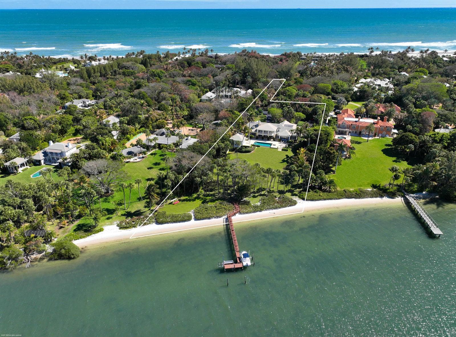 228 S Beach Road photo 1