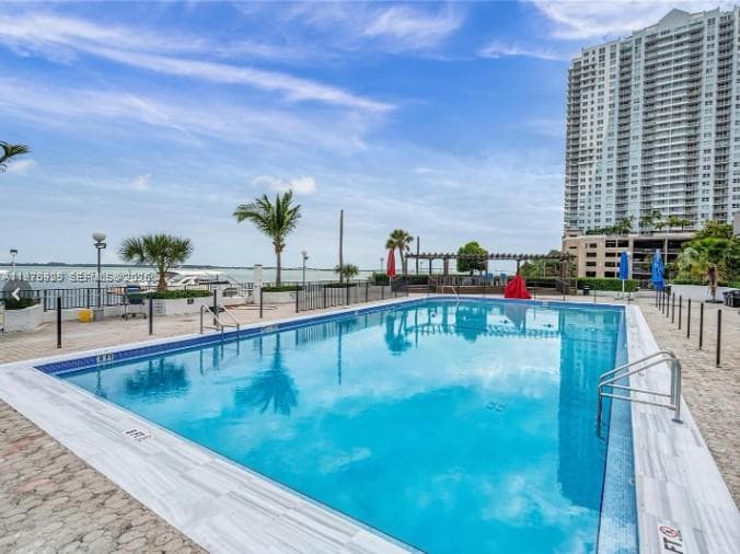 999 Brickell Bay Dr 2007 photo 2