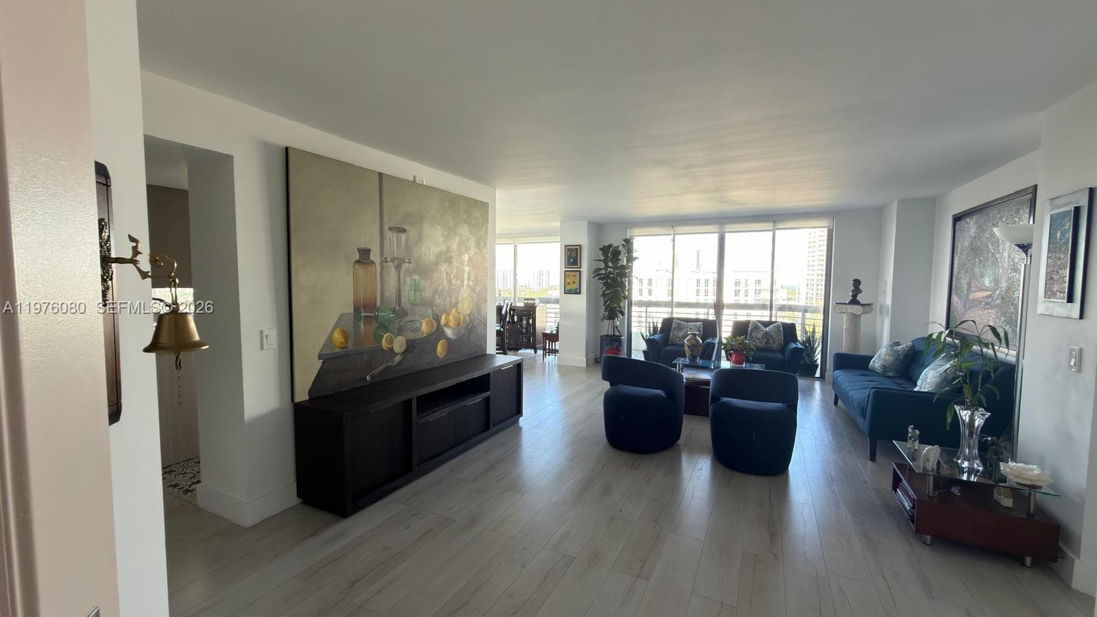 1504 photo 7