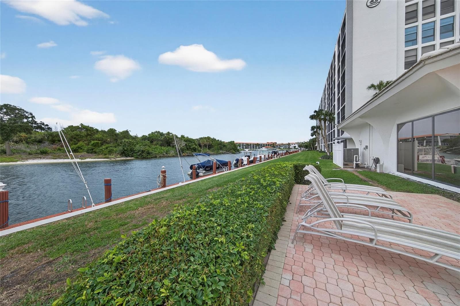 1629 Riverview Road 521 photo 23