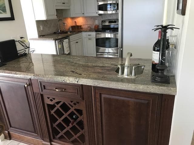 1640 Twelve Oaks Way 101 photo 8