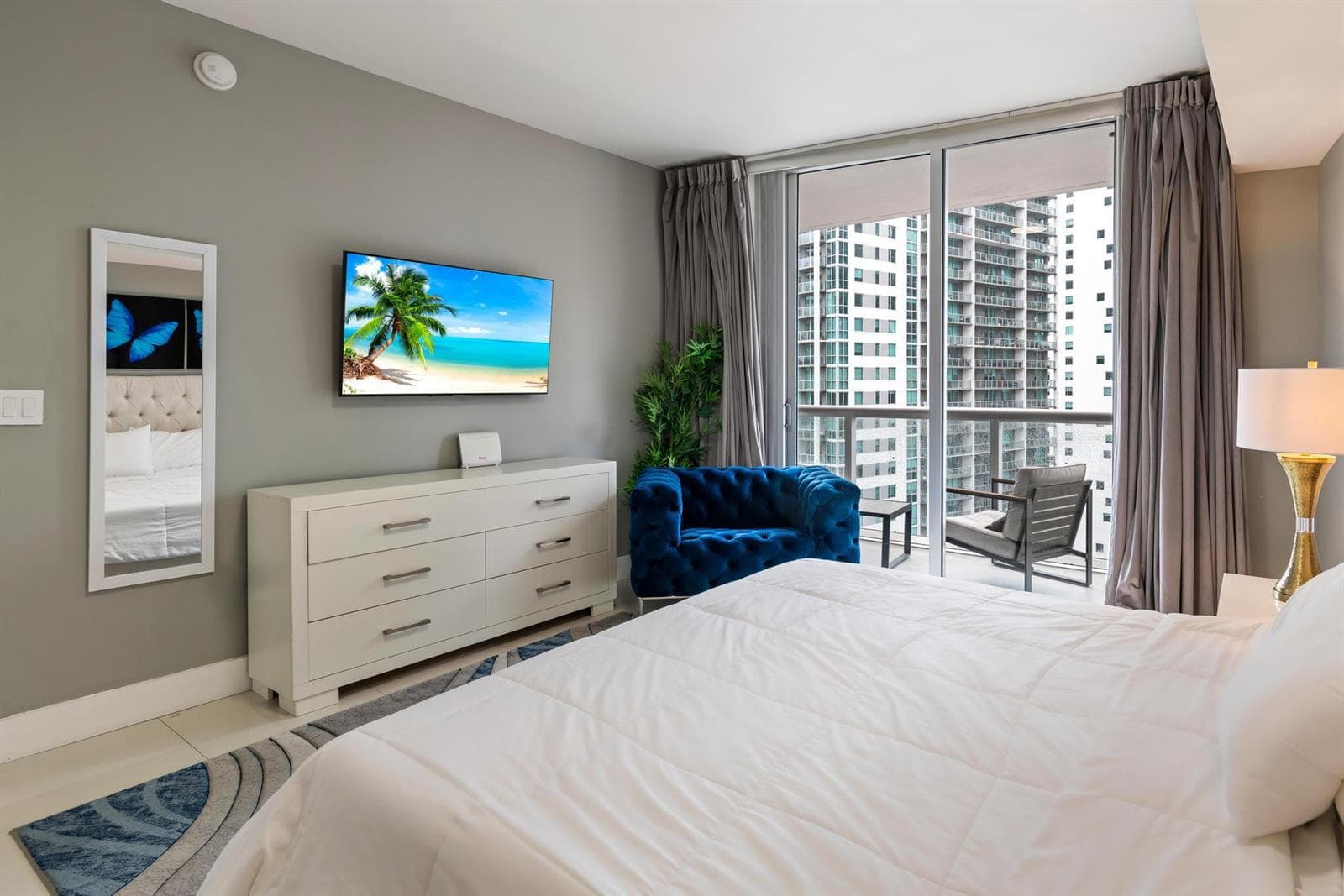 485 Brickell Avenue 2506 photo 19