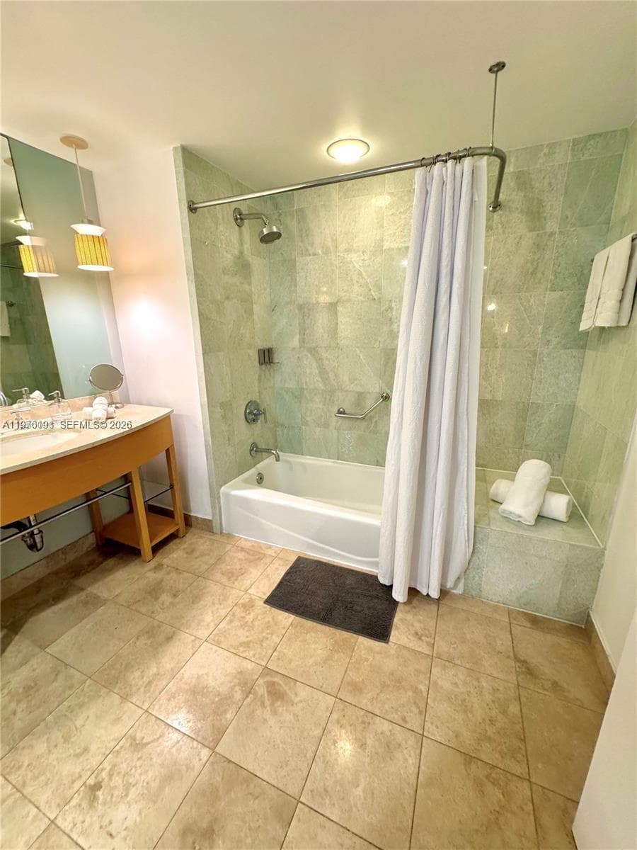 18683 COLLINS AV 2306 photo 15