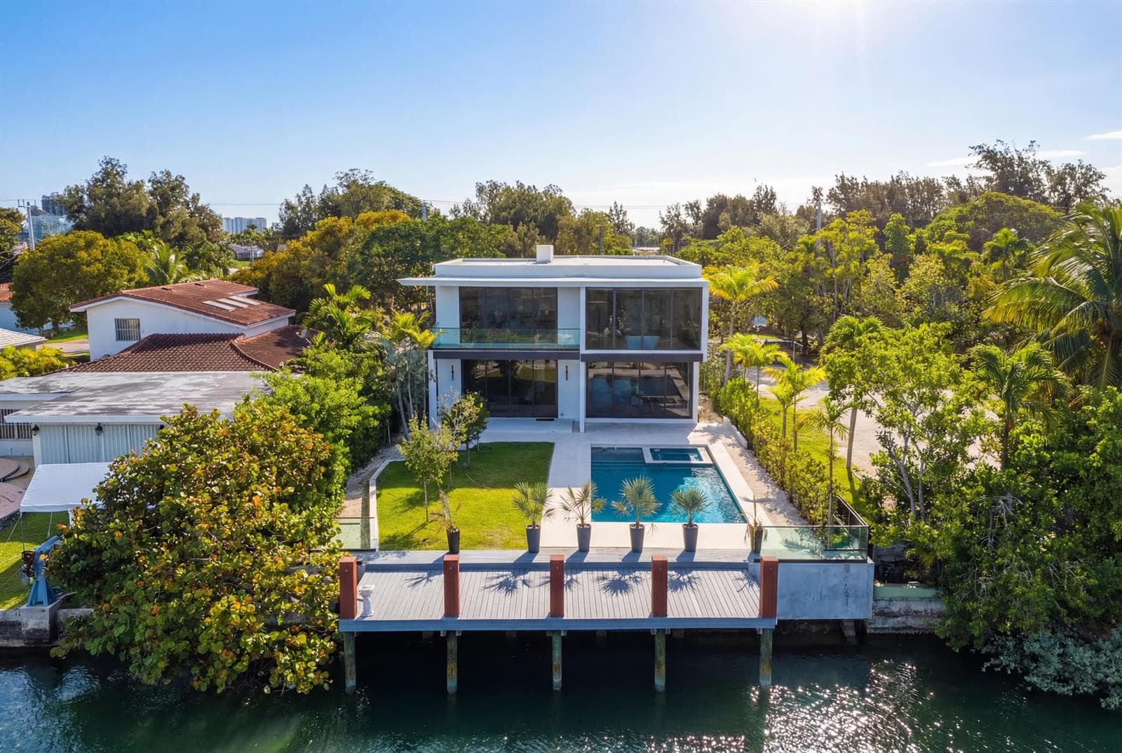 930 S Shore Drive 1