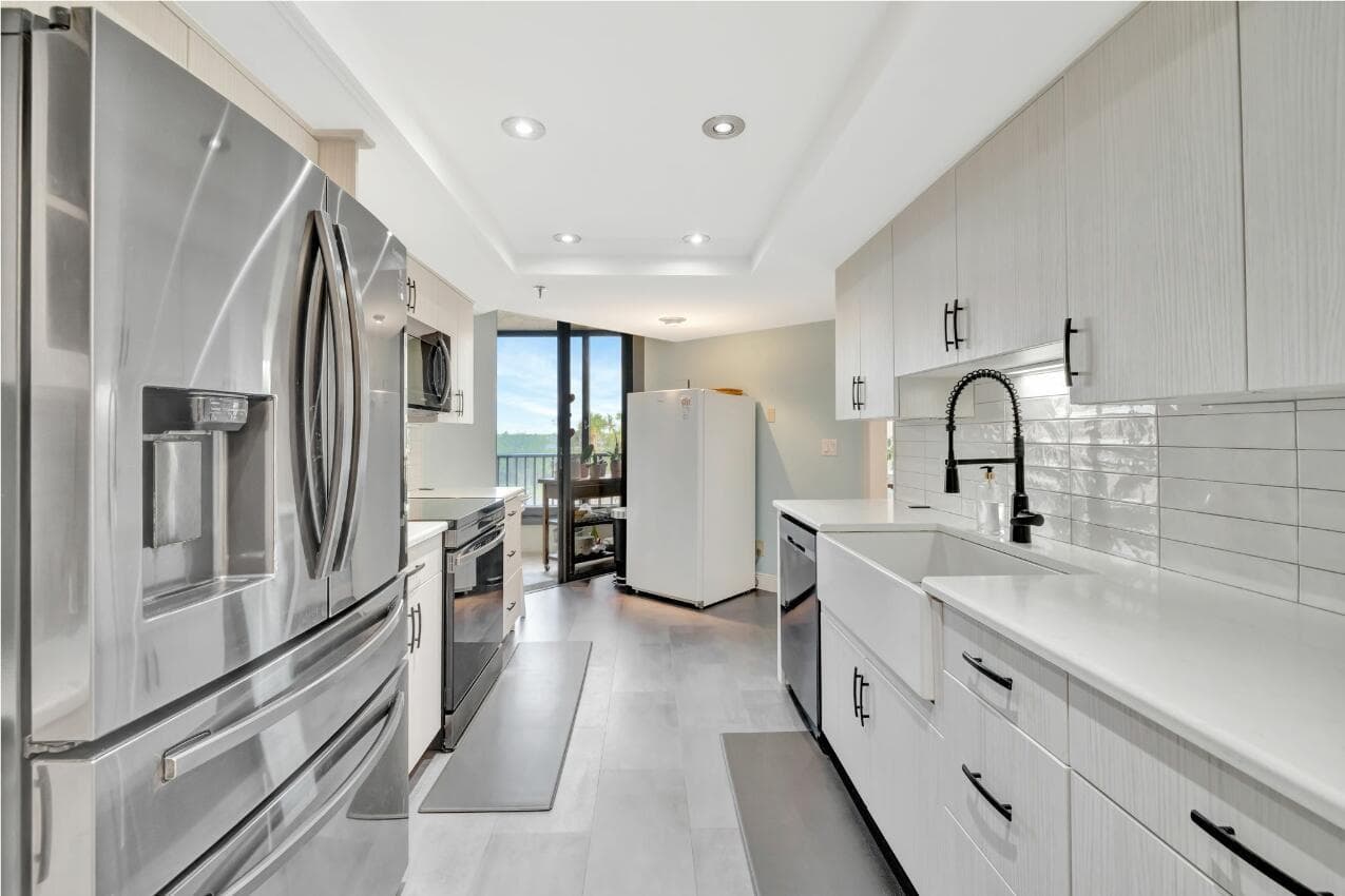 2400 S Ocean Drive 4242 photo 8