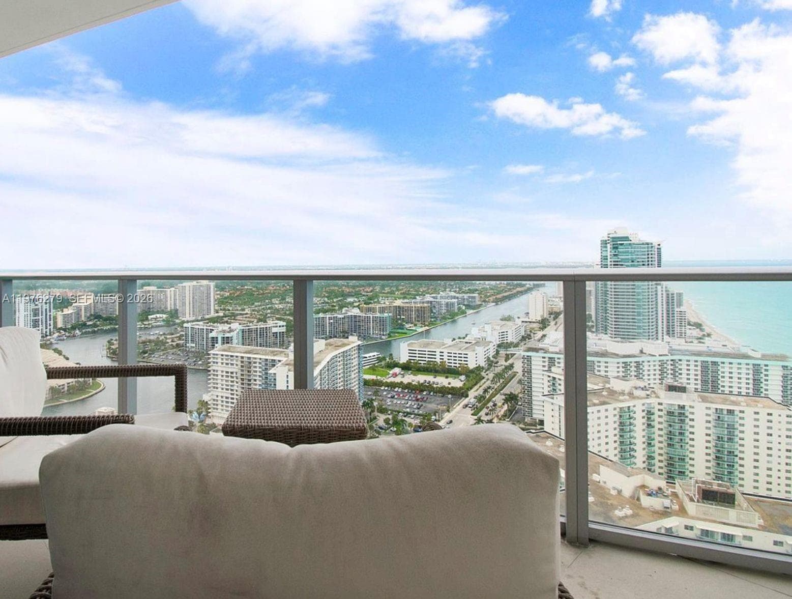 4111 S Ocean Dr 3704 photo 2