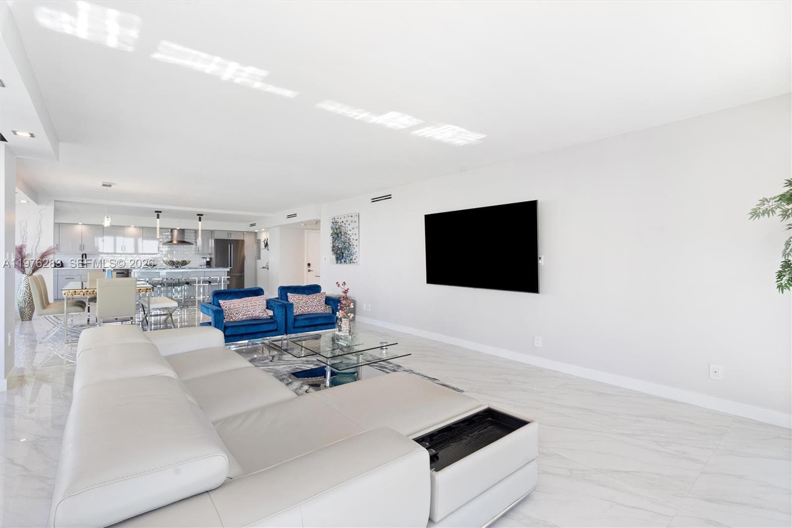 2100 S Ocean Ln 502 photo 8