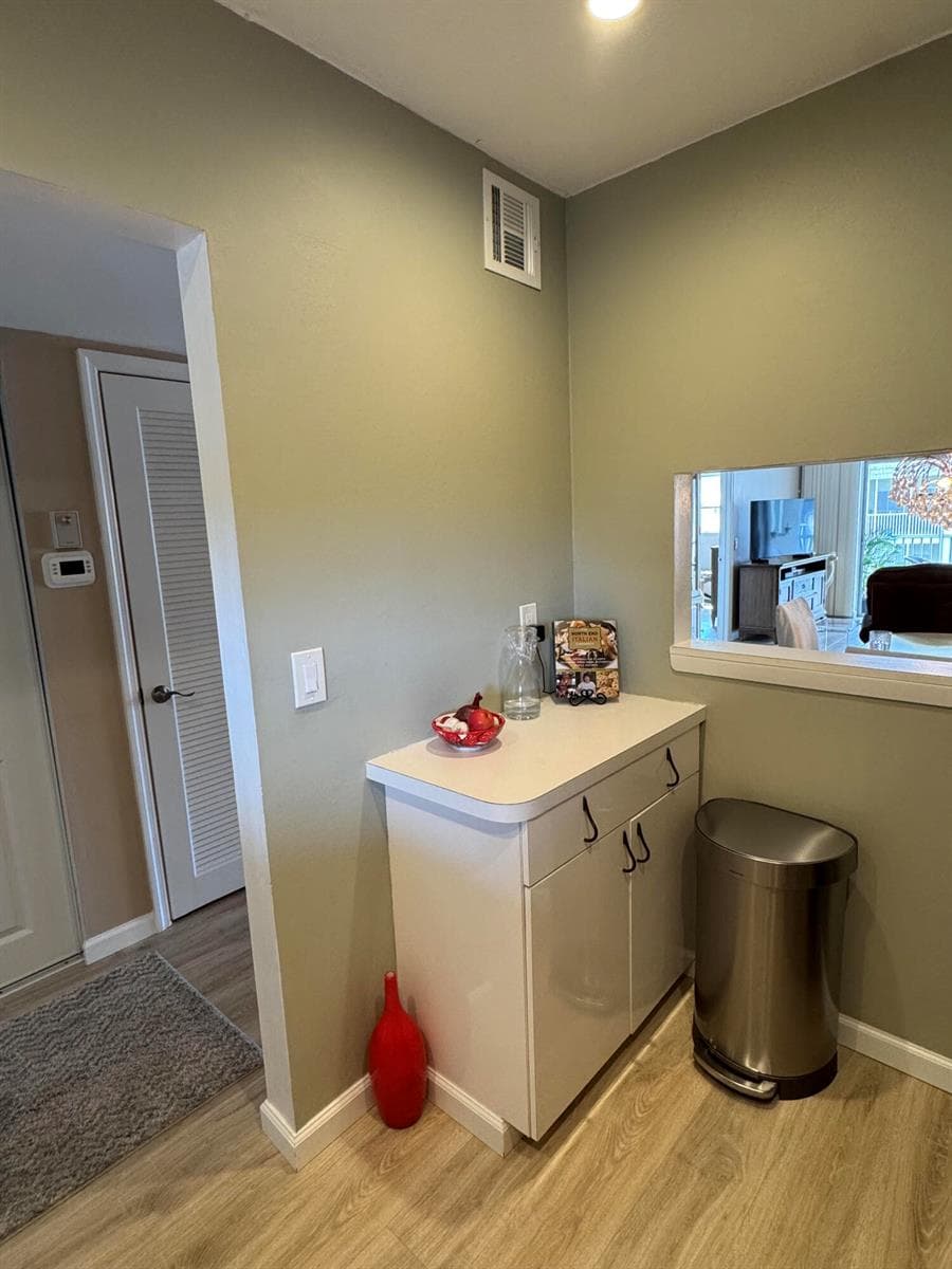 650 Snug Harbor Drive G407 photo 5