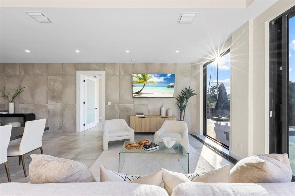 1212 Avocado Isle photo 13