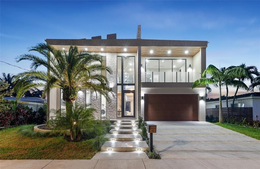 1212 Avocado Isle photo 1