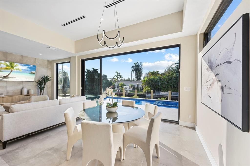 1212 Avocado Isle photo 11