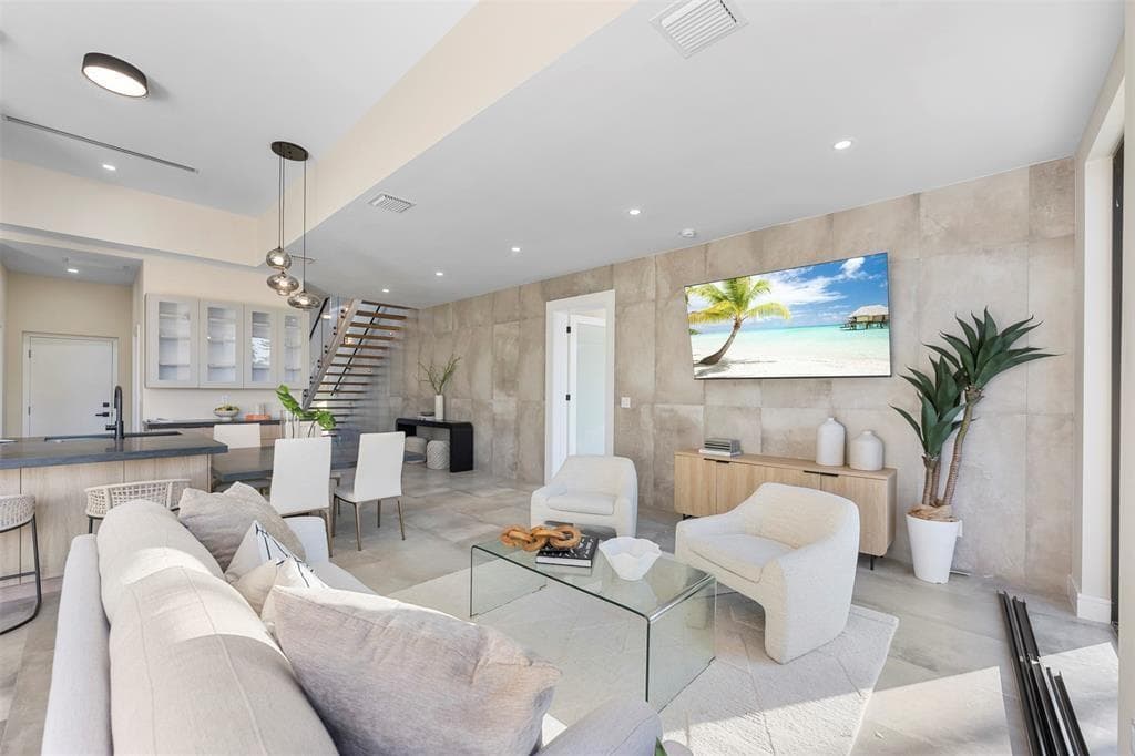 1212 Avocado Isle photo 8