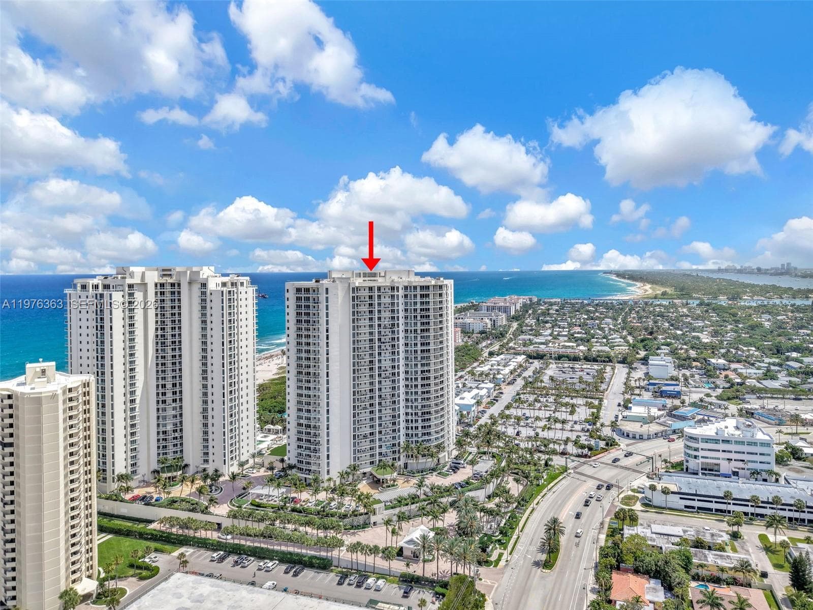 2700 N Ocean Drive 902B photo 2