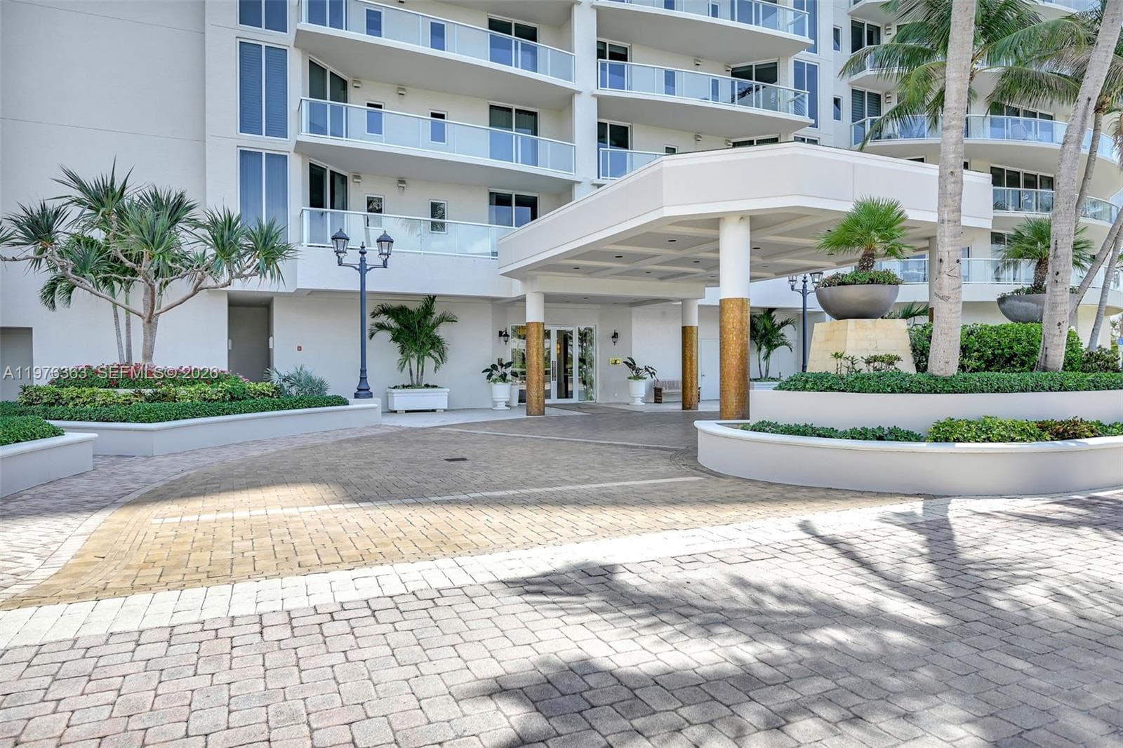 2700 N Ocean Drive 902B photo 9