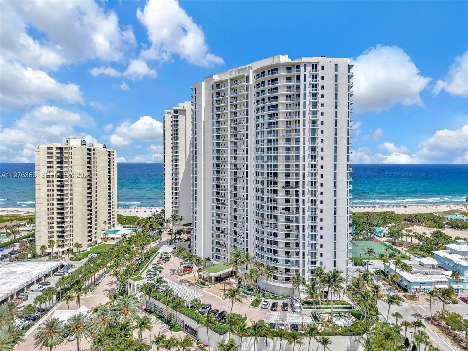 2700 N Ocean Drive 902B photo 4