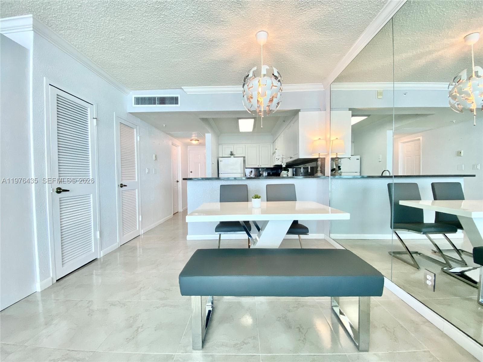 2501 Ocean Dr 1104 photo 14