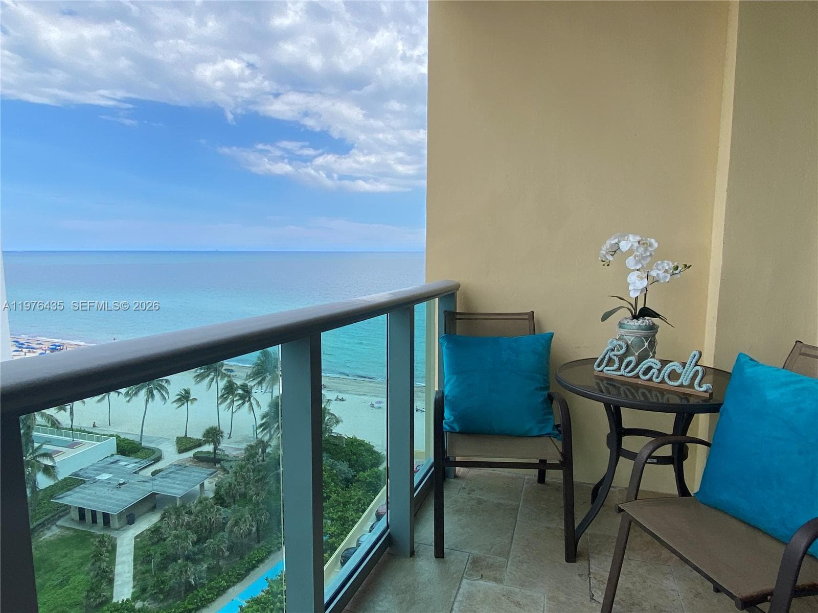 2501 Ocean Dr 1104 photo 4