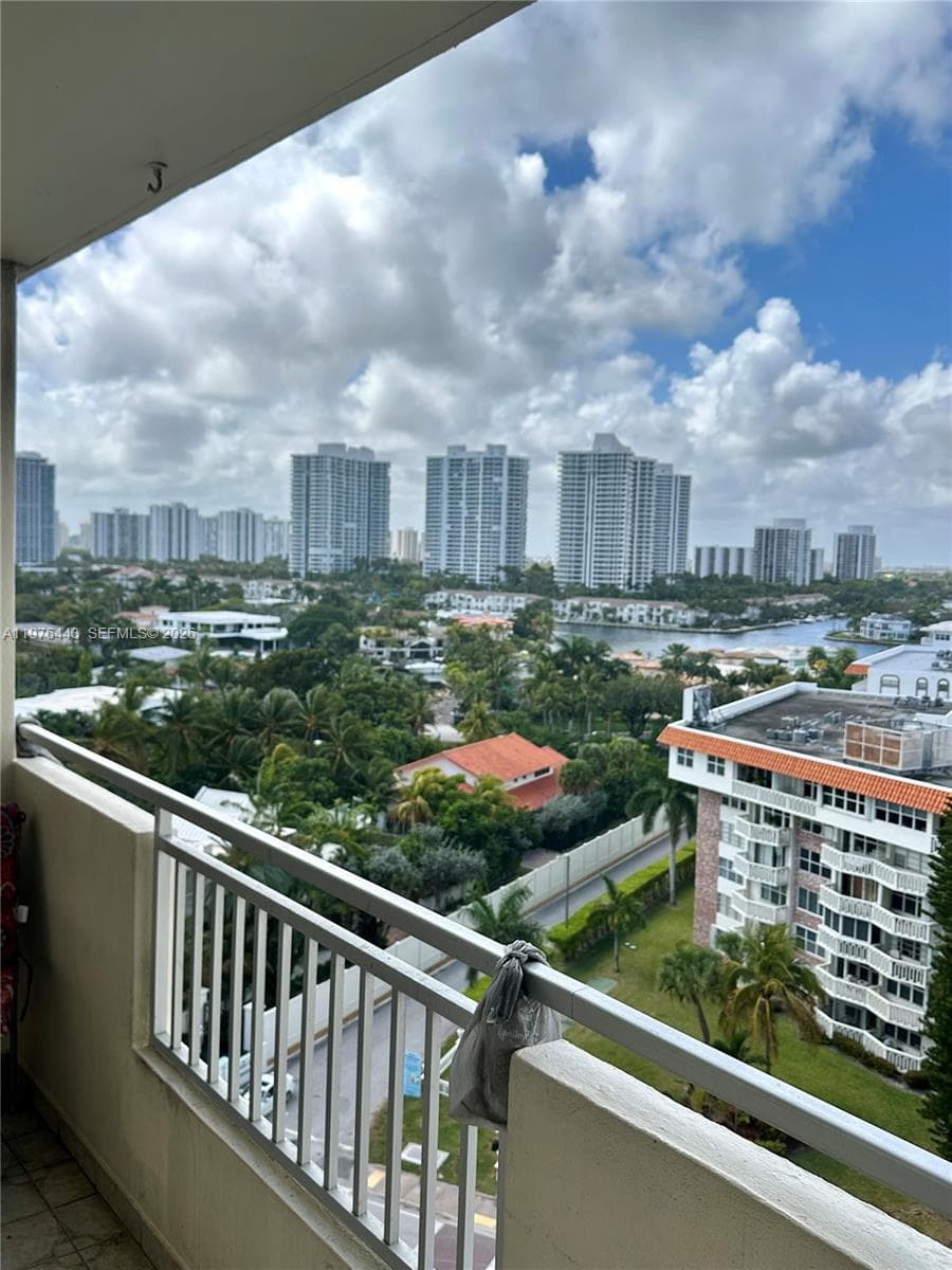 3180 S Ocean Dr 1018 photo 10