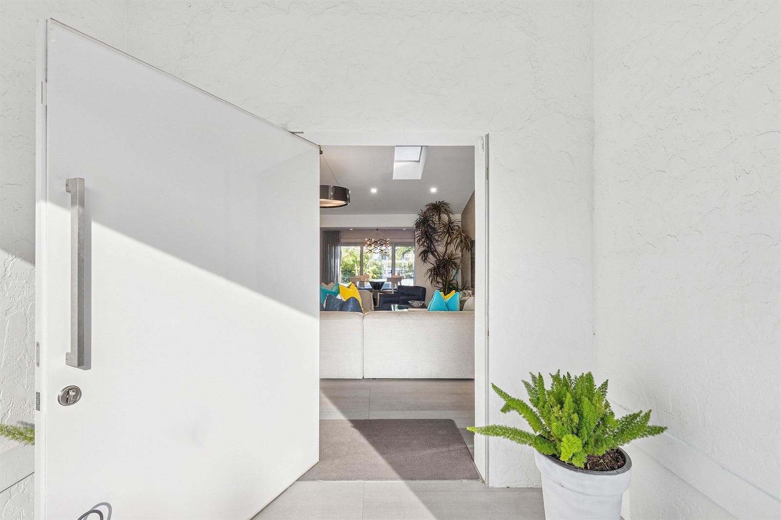 820 N Atlantic Drive photo 4