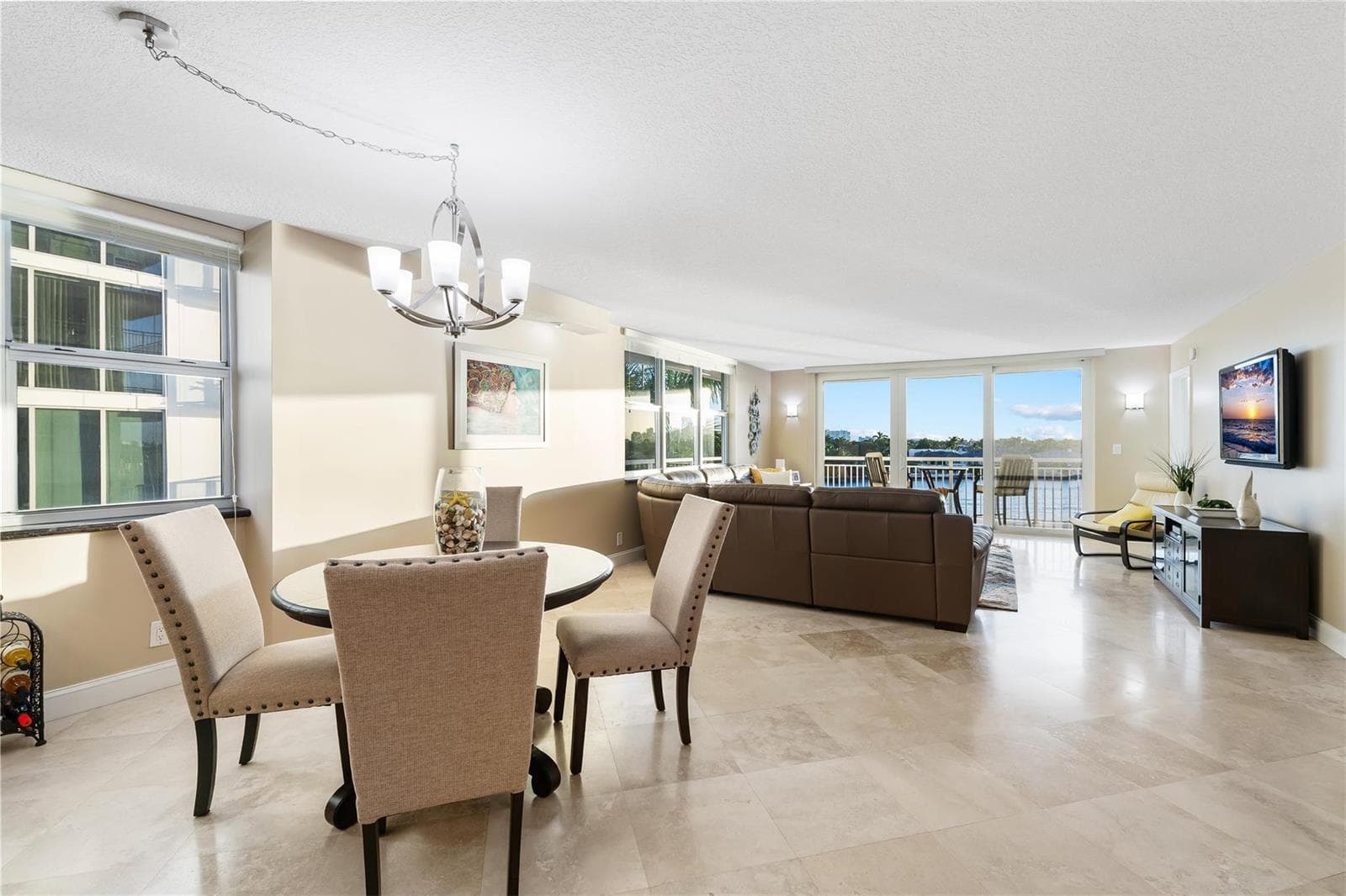511 Bayshore Drive 501 photo 7