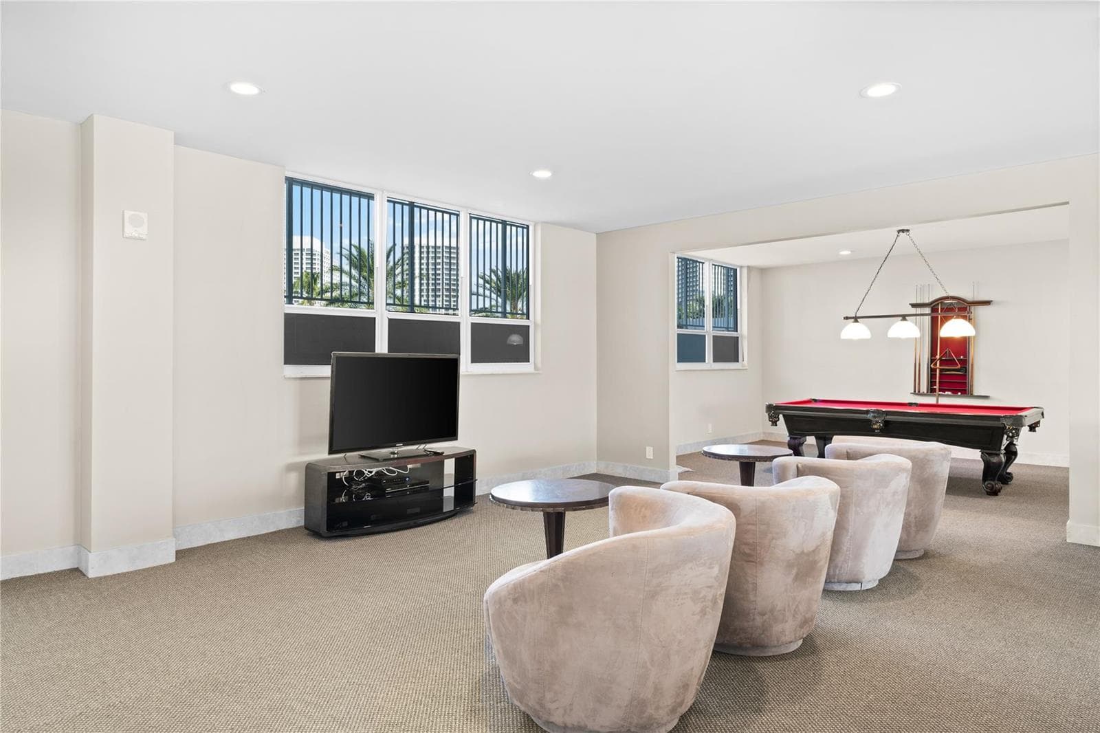 511 Bayshore Drive 501 photo 18