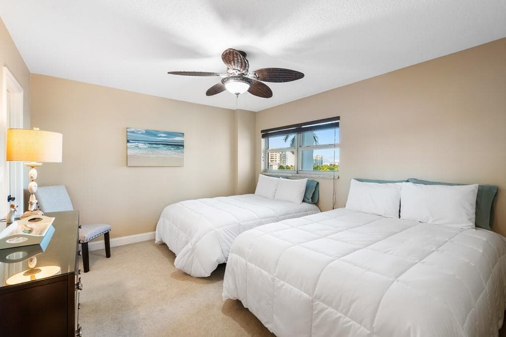 511 Bayshore Drive 501 photo 11