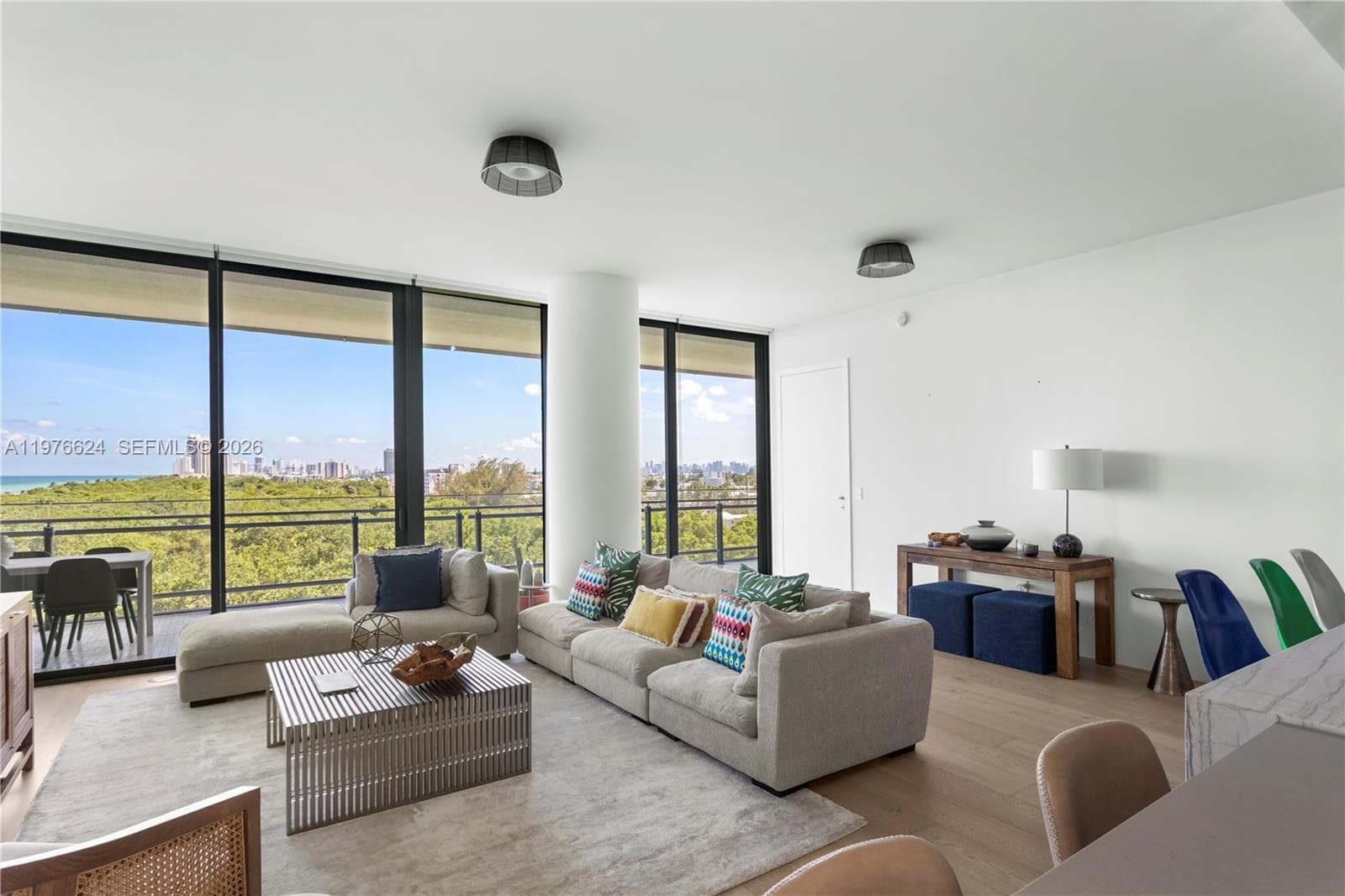 8701 Collins Ave 604 photo 2