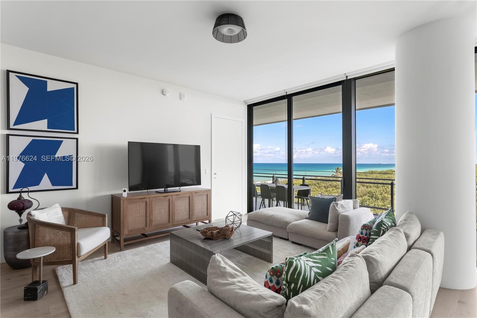 8701 Collins Ave 604 photo 3