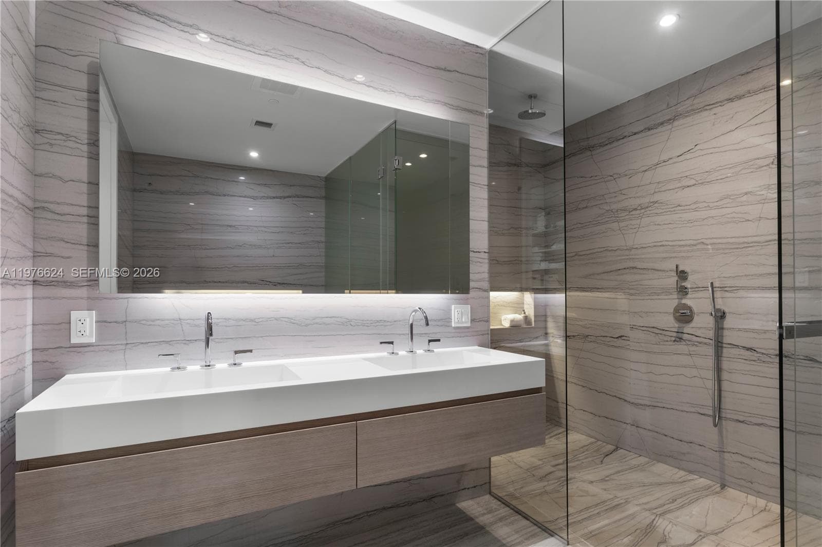 8701 Collins Ave 604 photo 20